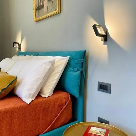 109 Luxury Gasthof Neapel